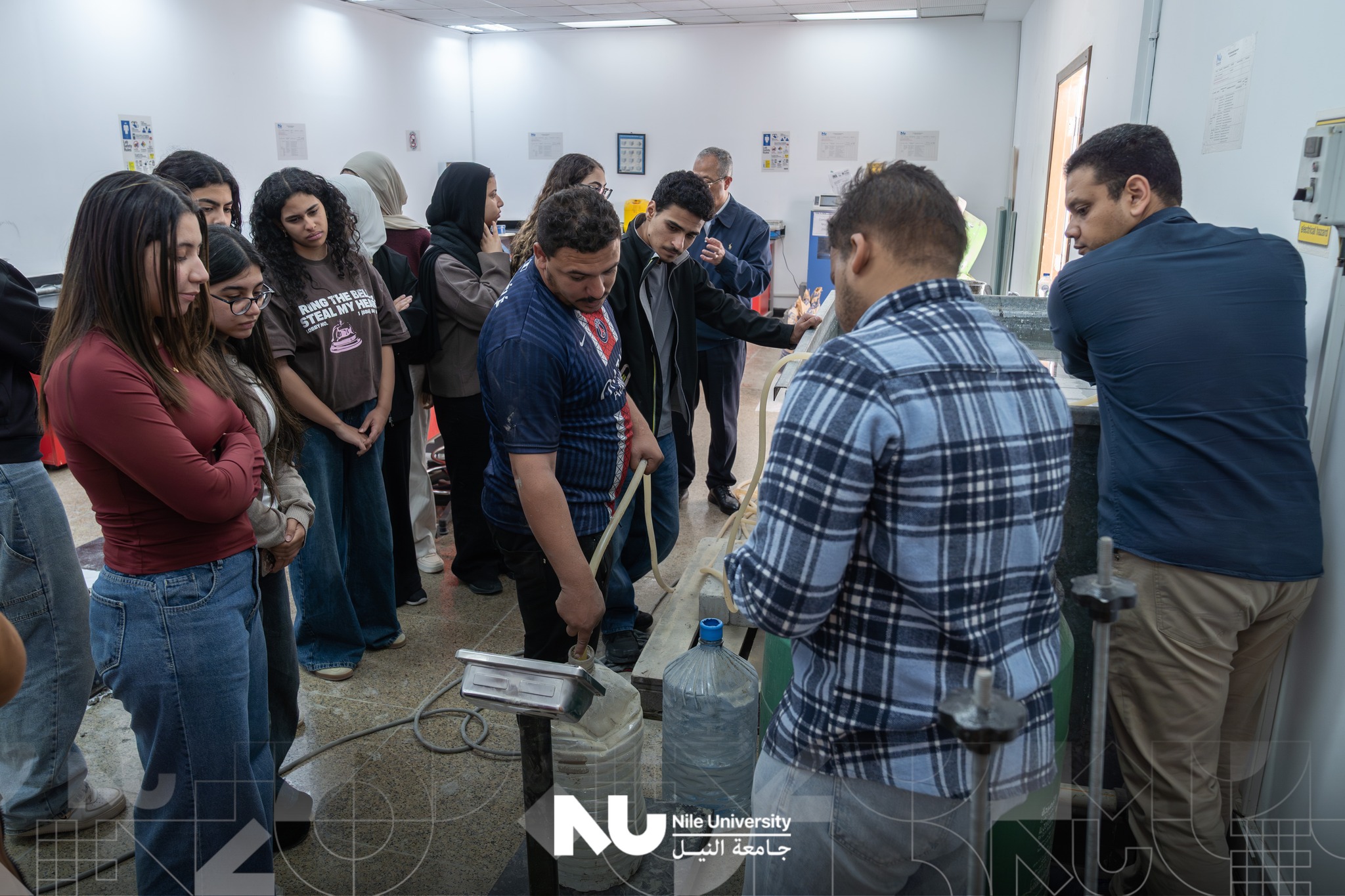 Concrete in action, community in focus
