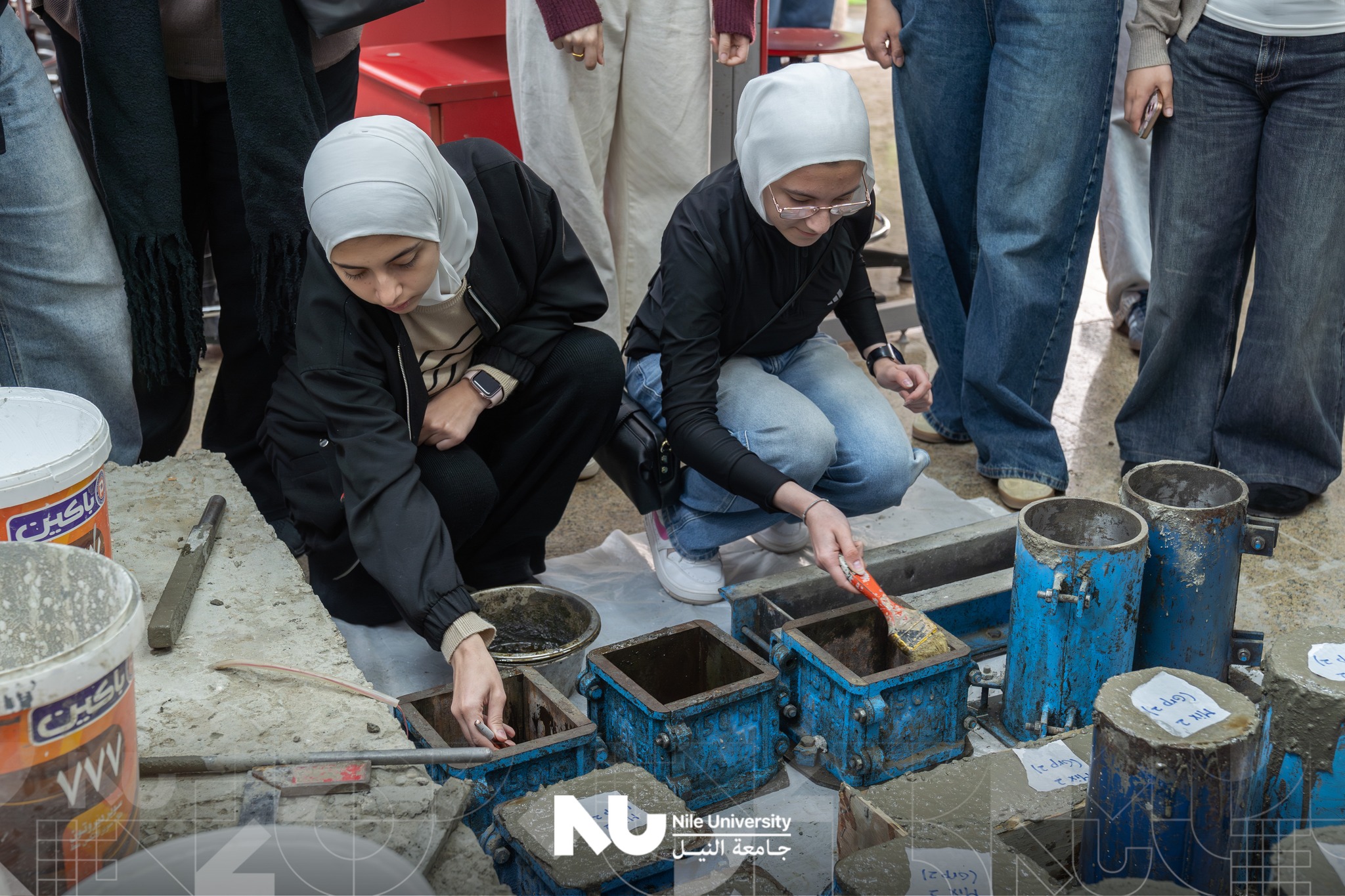 Concrete in action, community in focus